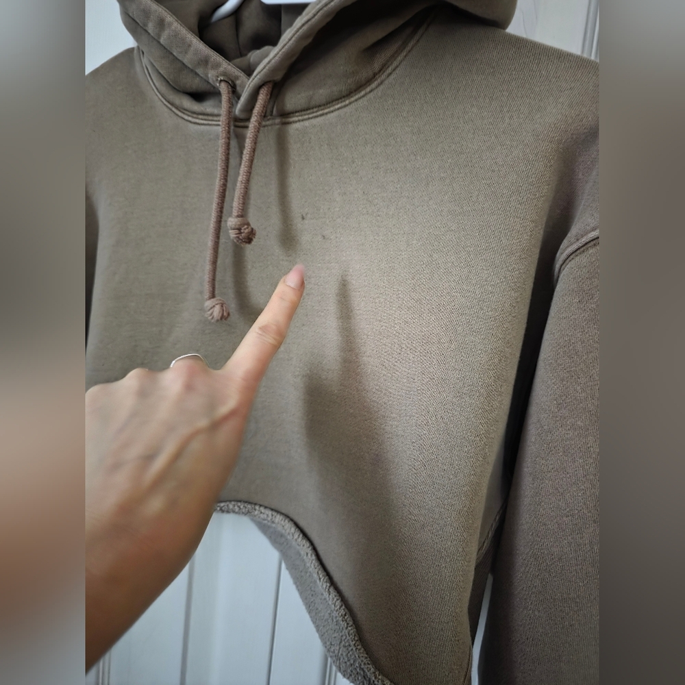Aritzia TNA CozyAF Fleece Taupe Cropped Hoodie S/M - Picture 4 of 7